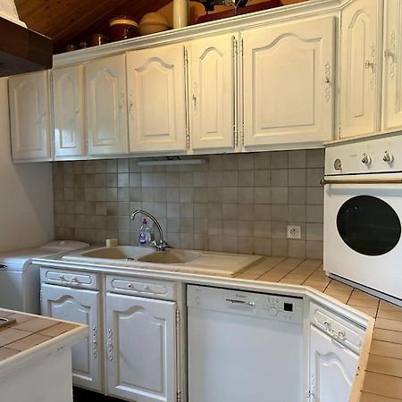 Maison Paisible Avec Lac Prive Secondigny Ngoại thất bức ảnh