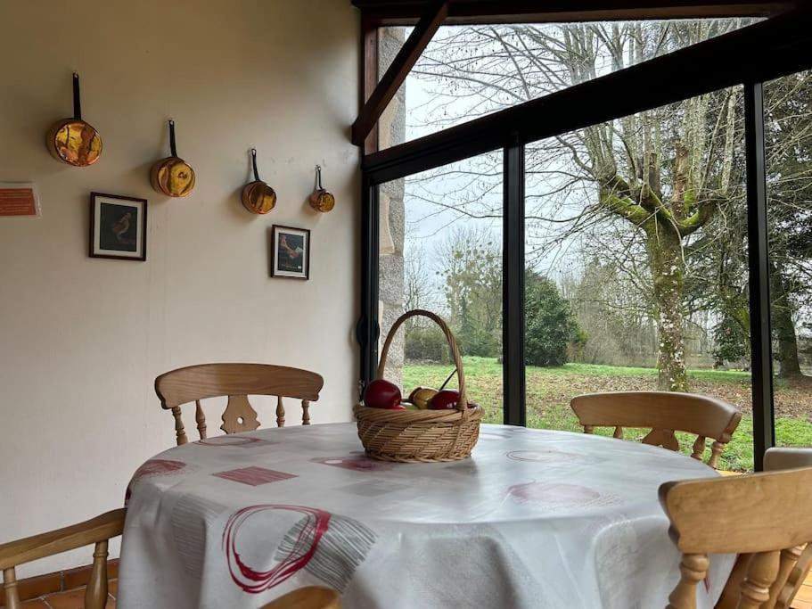 Maison Paisible Avec Lac Prive Secondigny Ngoại thất bức ảnh
